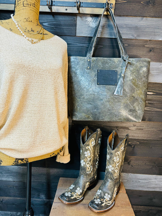 Corral Tote Blk/Silver D1288