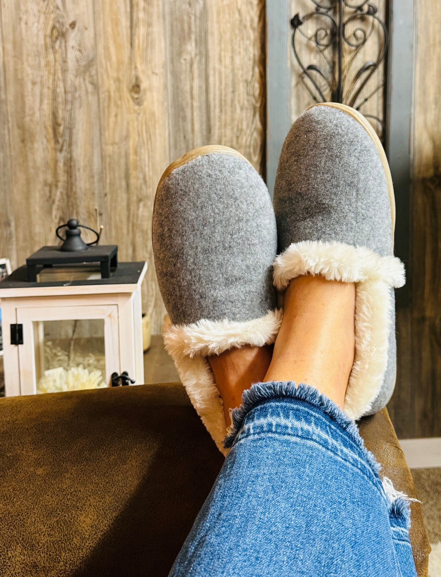 The Dina Slipper 44005