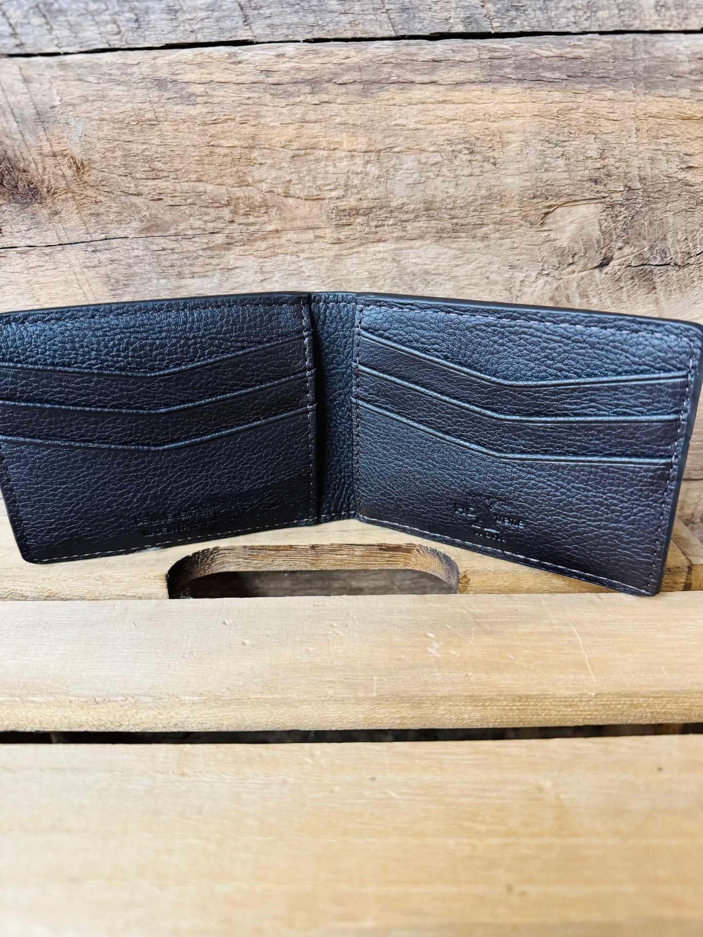 The Worker Wallet N6310944