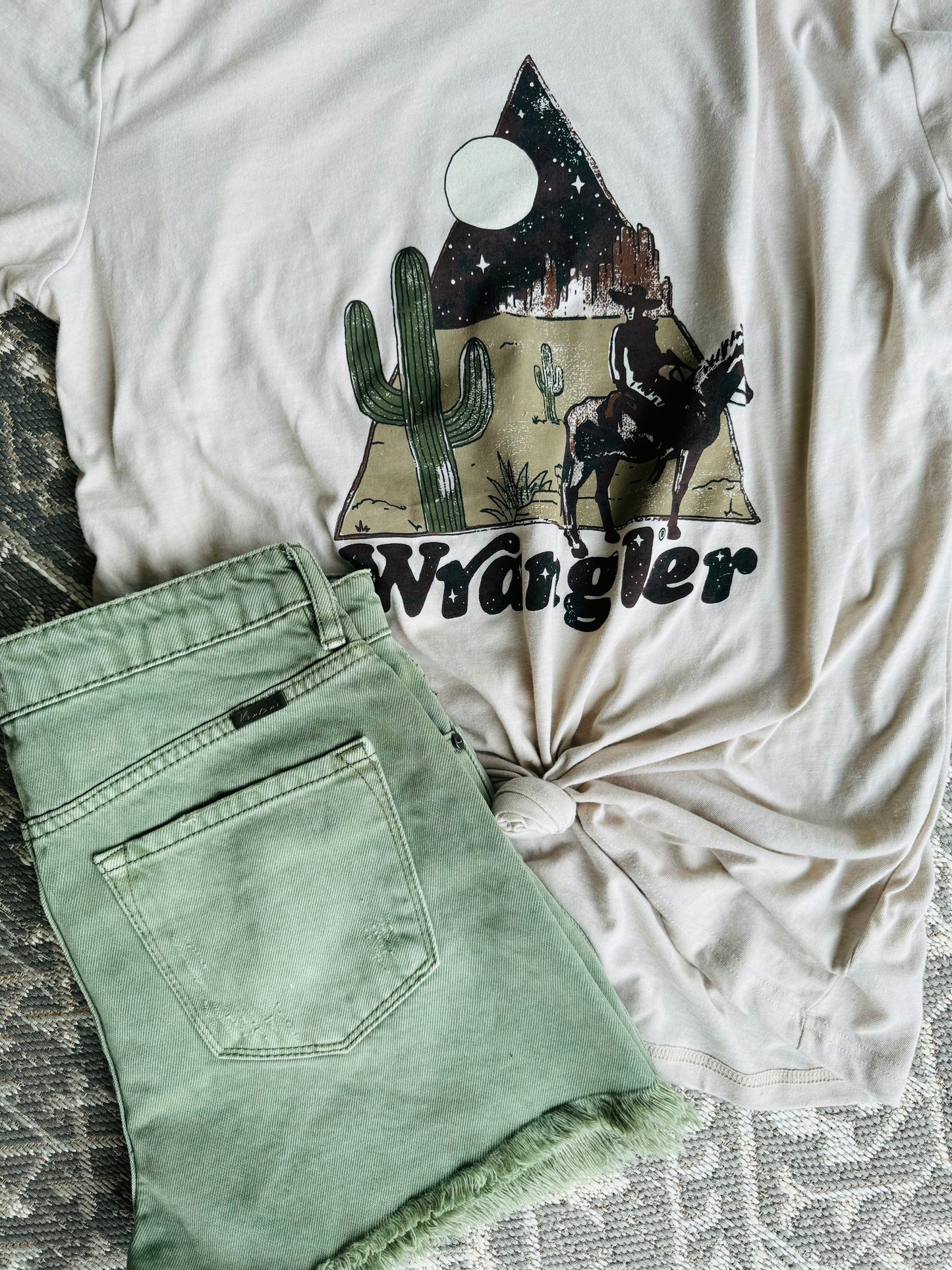 Gemma in Olive