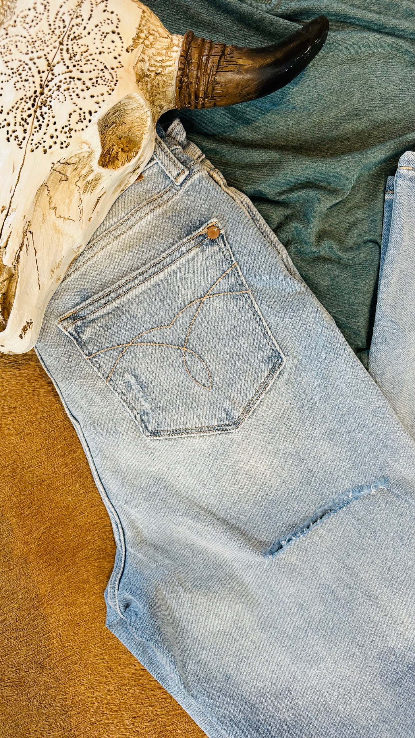 90's Western Booty Jeans