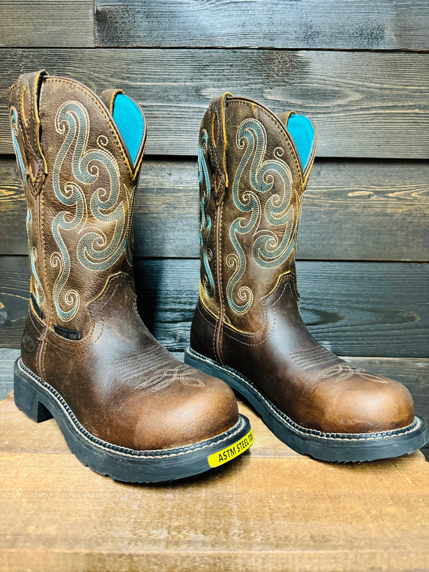 GY9991 WORK BOOT