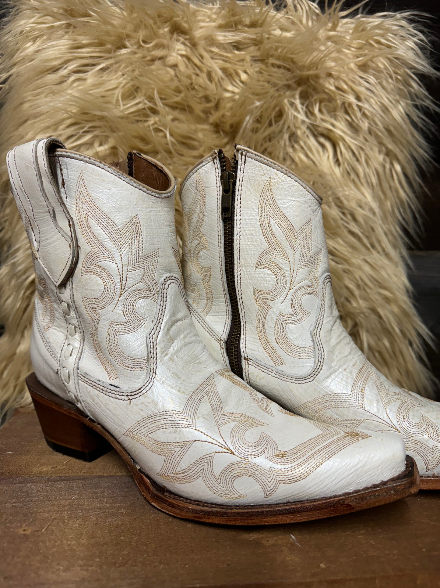 Pearl Cowgirl