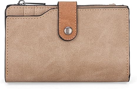 Wrangler "W" Stitch Card Holder Bi-Fold Wallet