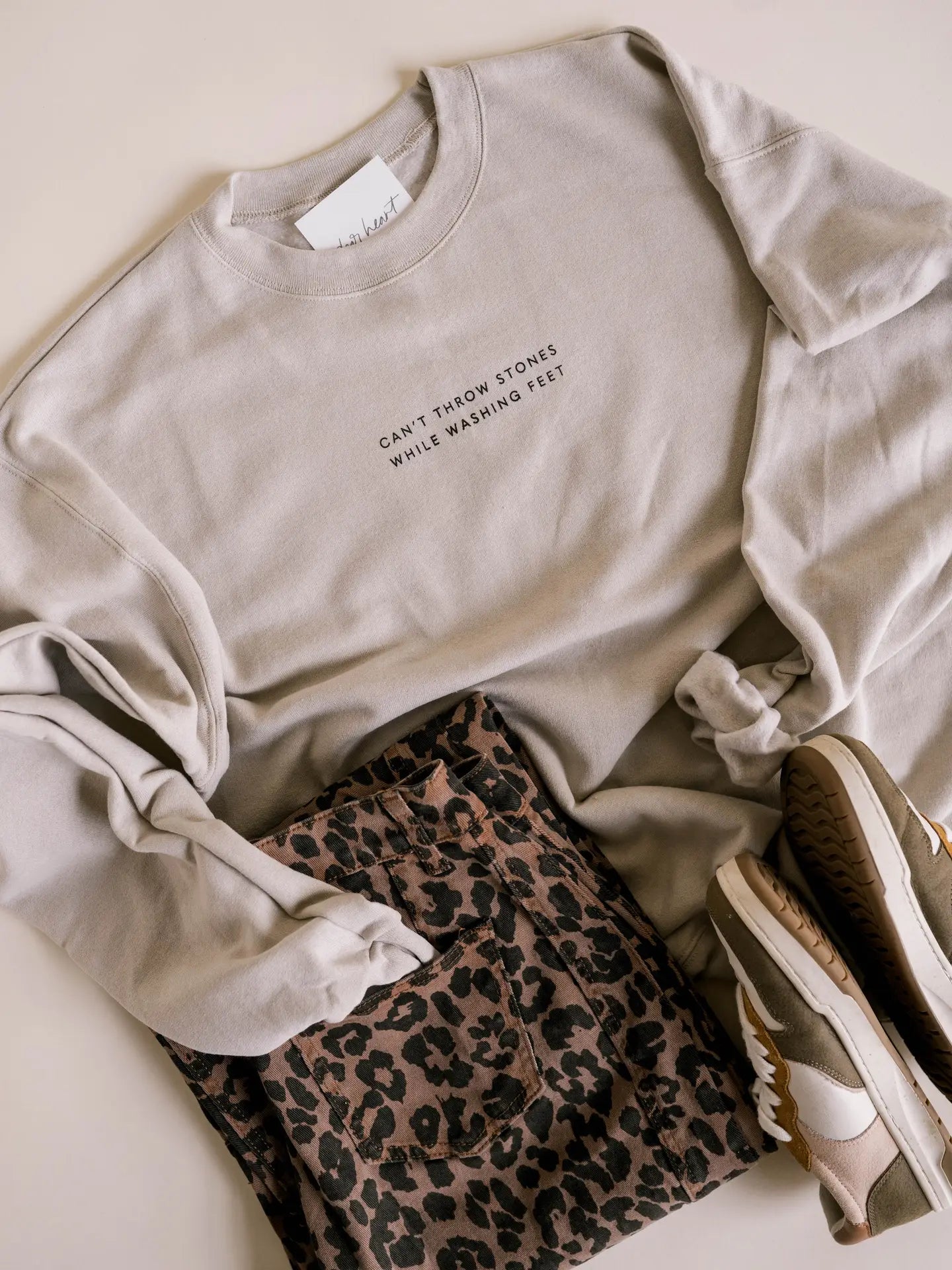 Can't throw stones pullover