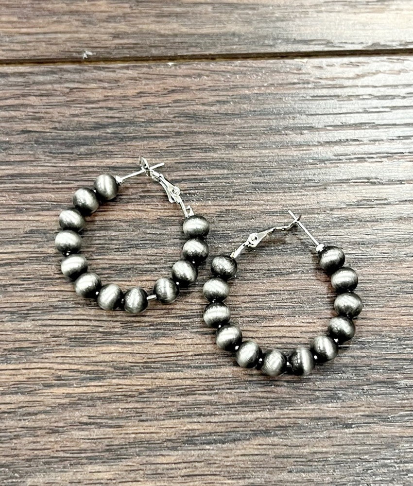 Navajo Pearl Hoops