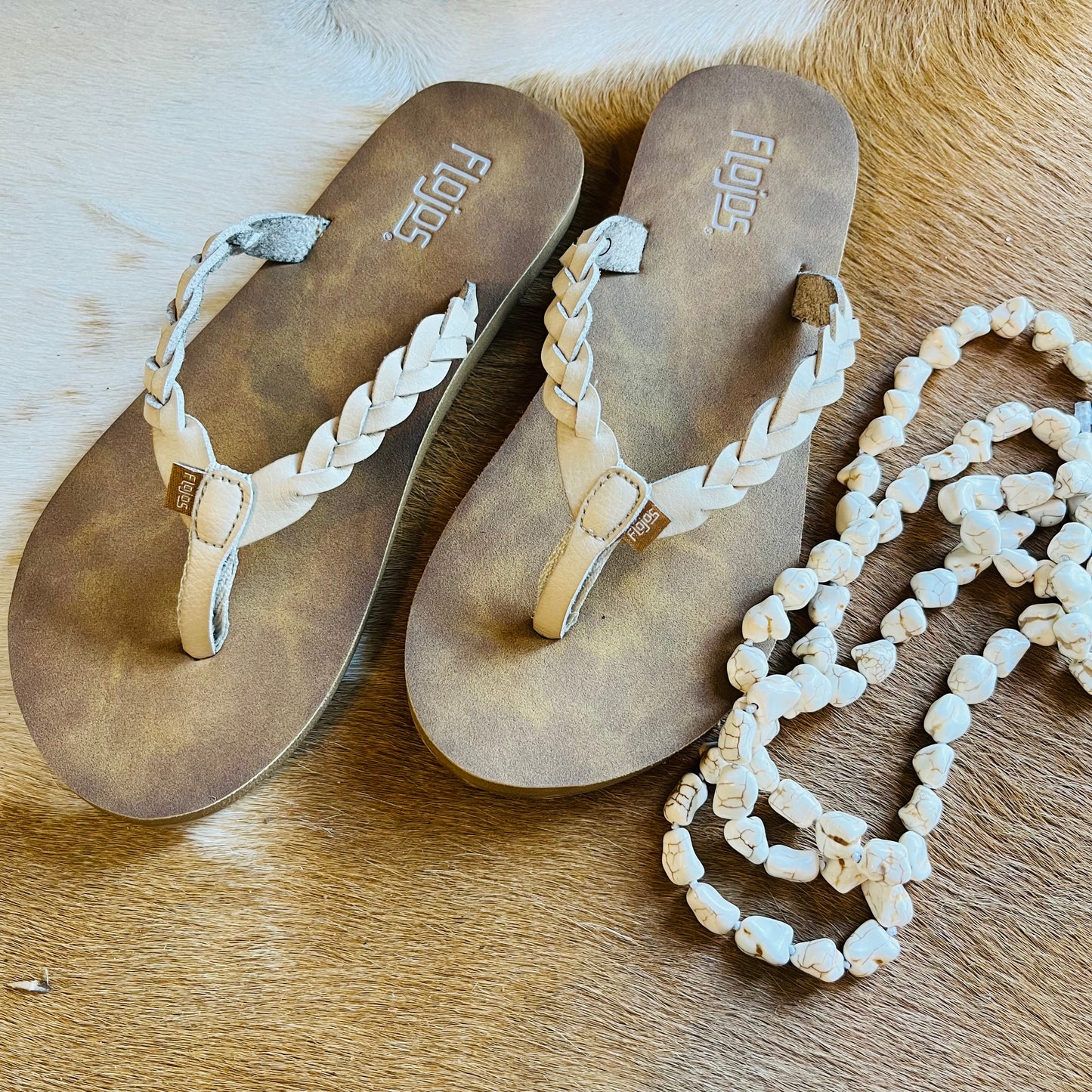 339 NAVIDA ~ IVORY FLOJOS