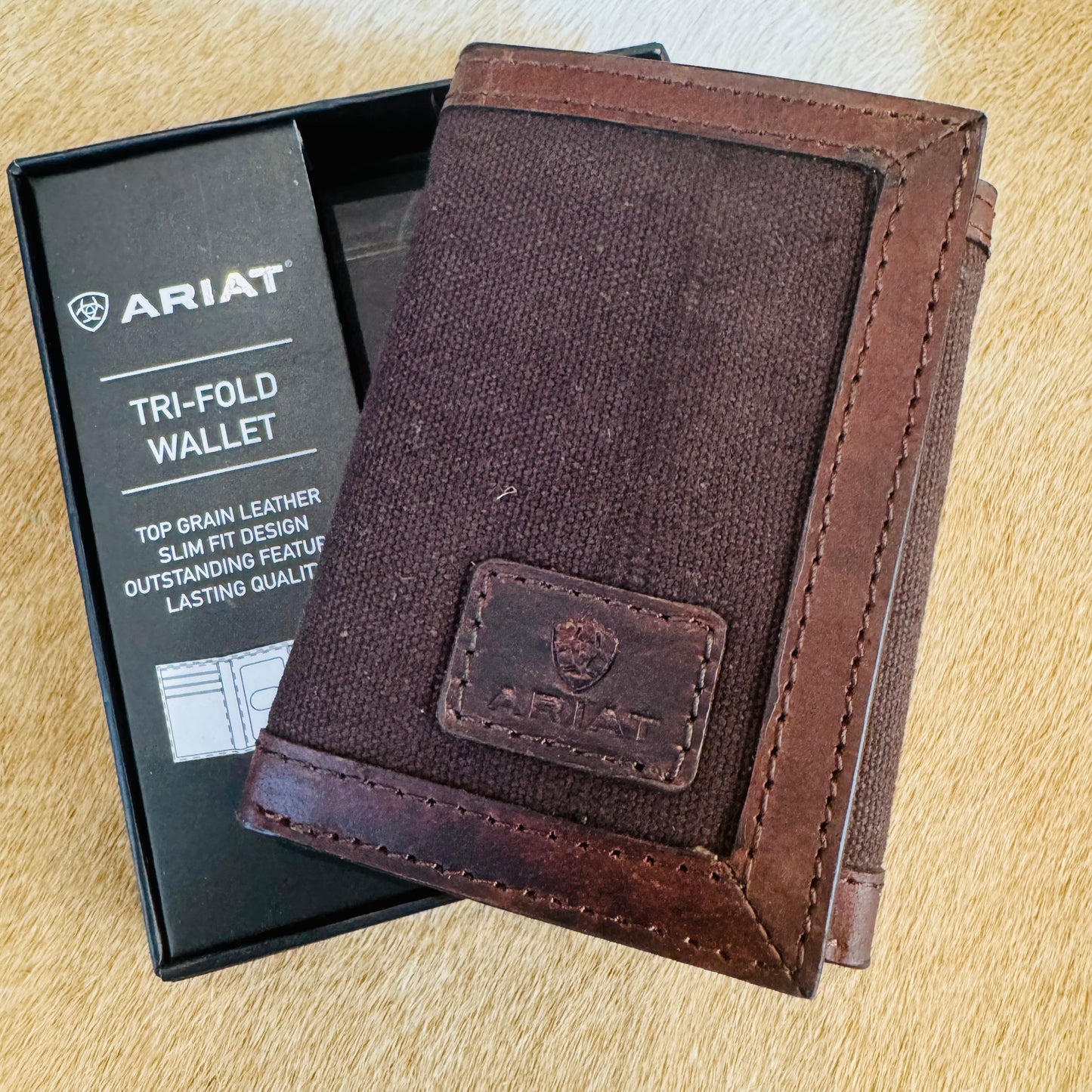 Ariat Canvas Tri Fold