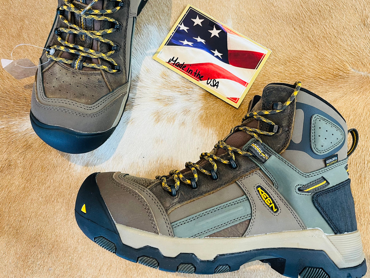 1016962 Keen The Davenport is one of those styles