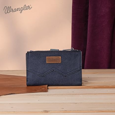 Wrangler "W" Stitch Card Holder Bi-Fold Wallet